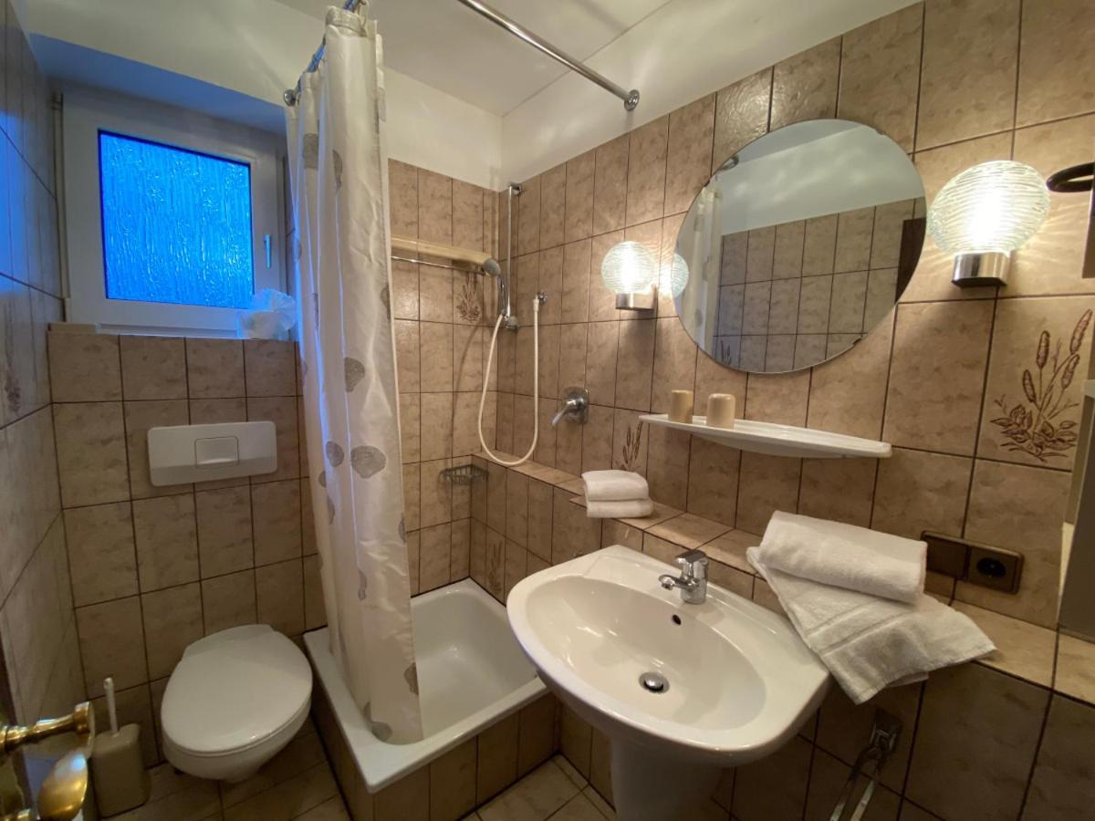 Haus Dwarsloeper, Ferienwohnung 3 Куксхафен Экстерьер фото